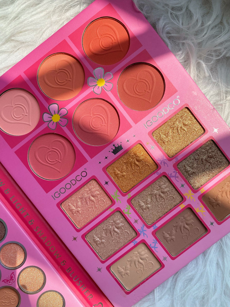 🌸 Pink Lady 4-IN-1 Makeup Palette - 63 Shades!💖