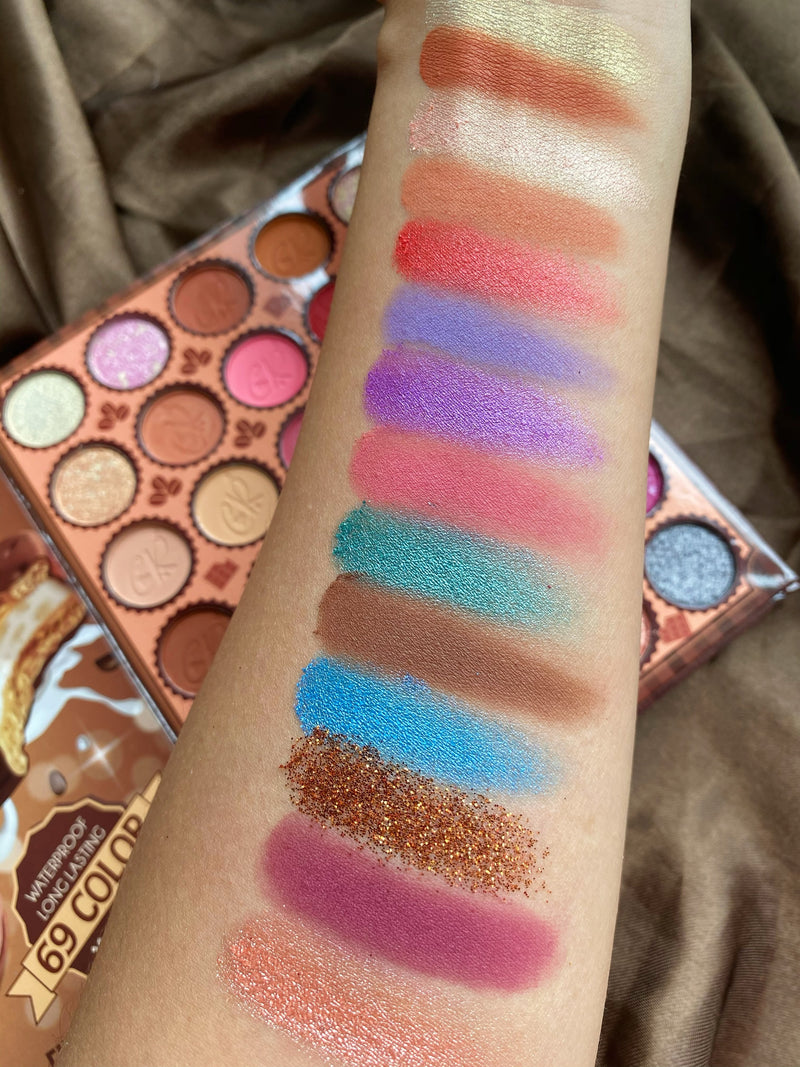 Cocoa Love Eyeshadow Palette - 69 Shades!